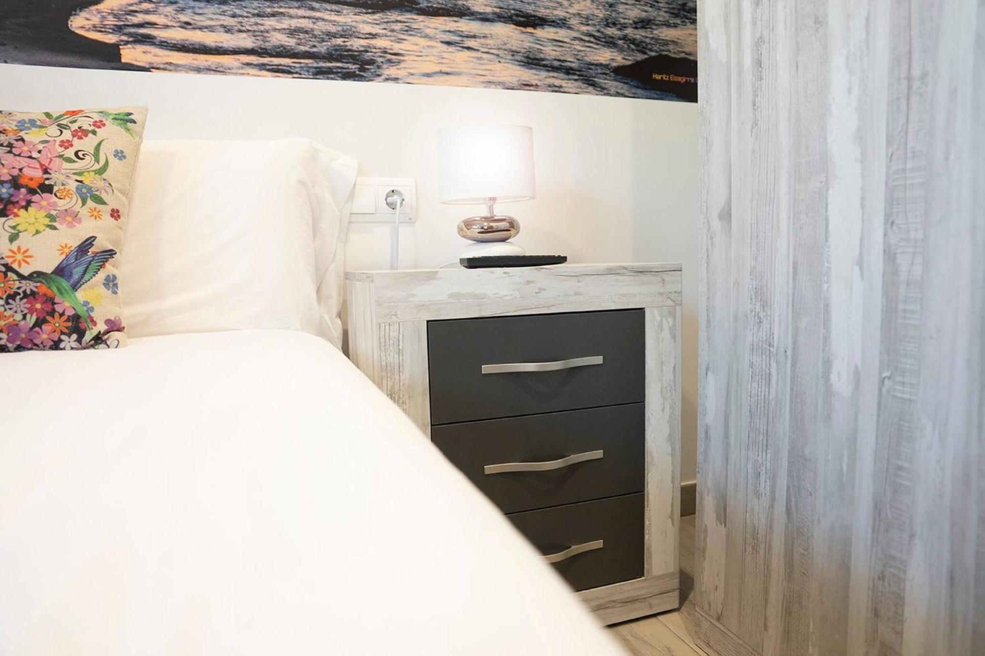 Apartamentos Lurralde 자라우츠 외부 사진