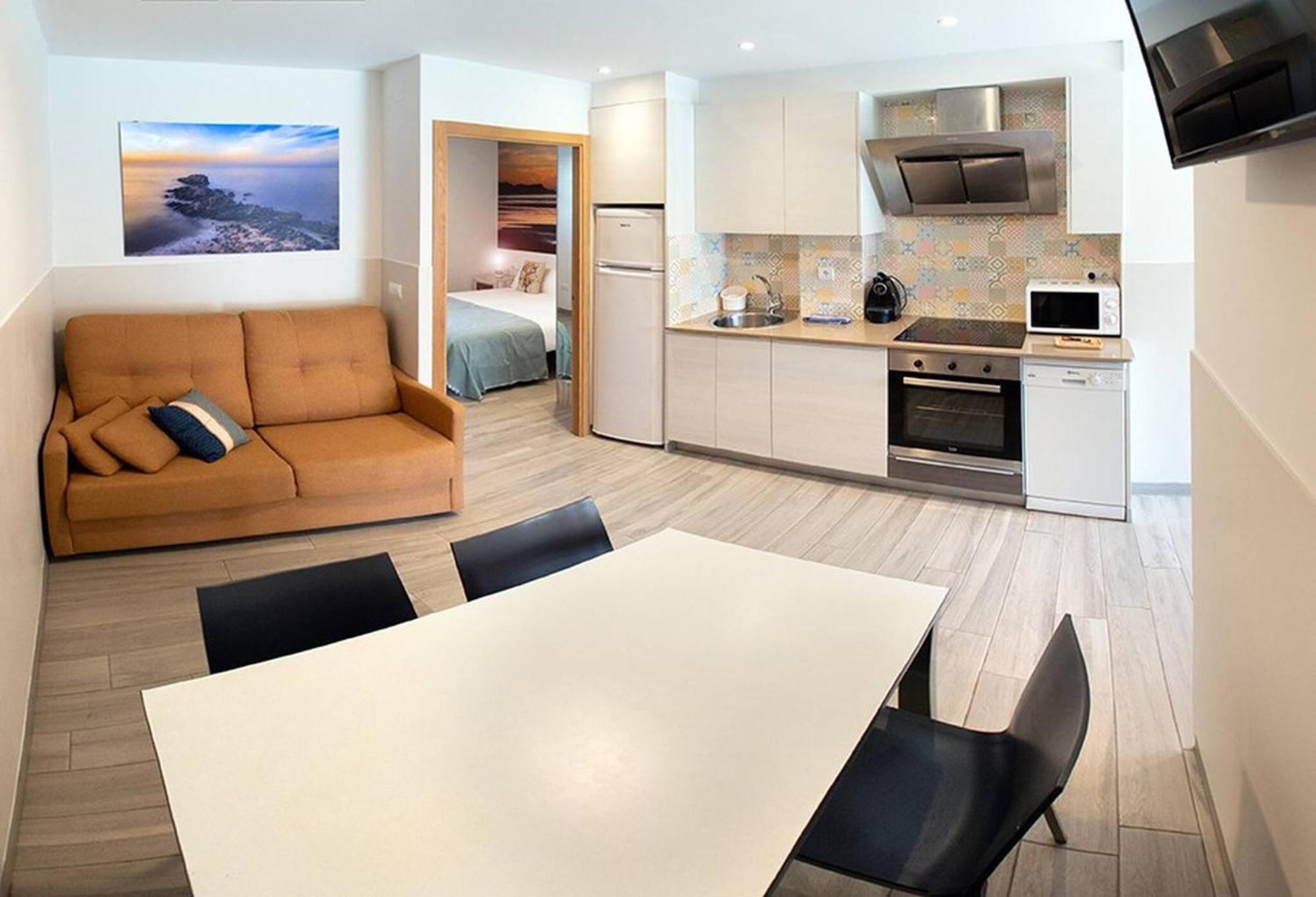 Apartamentos Lurralde 자라우츠 외부 사진
